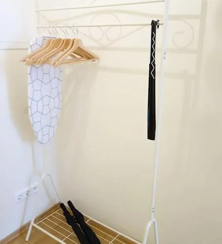 شقة Cosy Nearby Station Neustadt In It-district